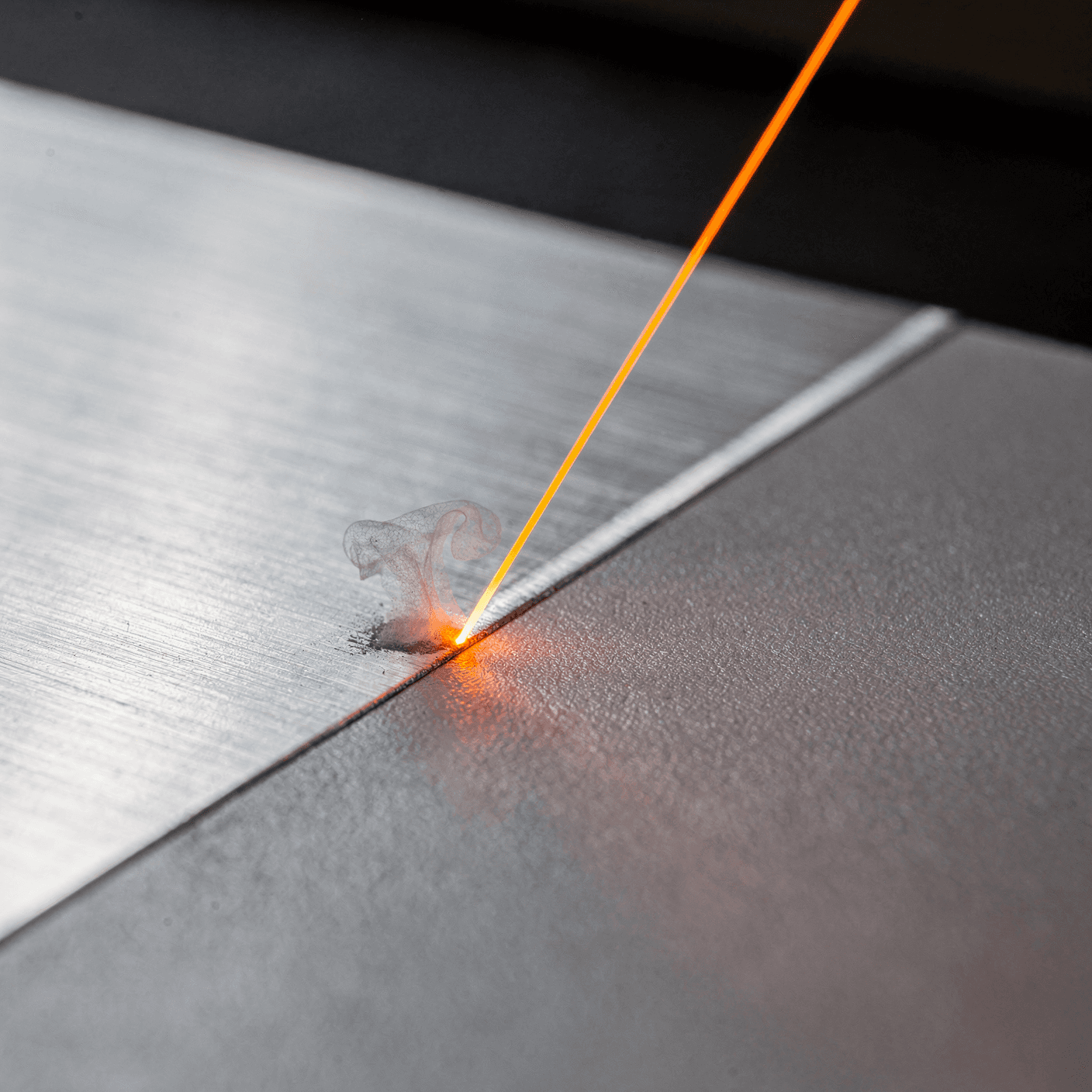 The Science: Why It Works on Aluminum